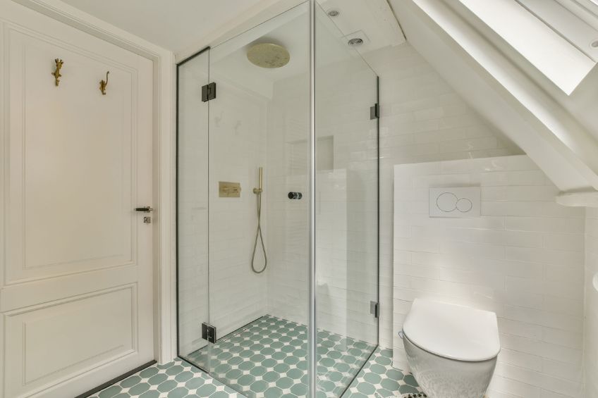 From Outdated to Outstanding: How Bathroom Remodeling Improves Comfort and Function